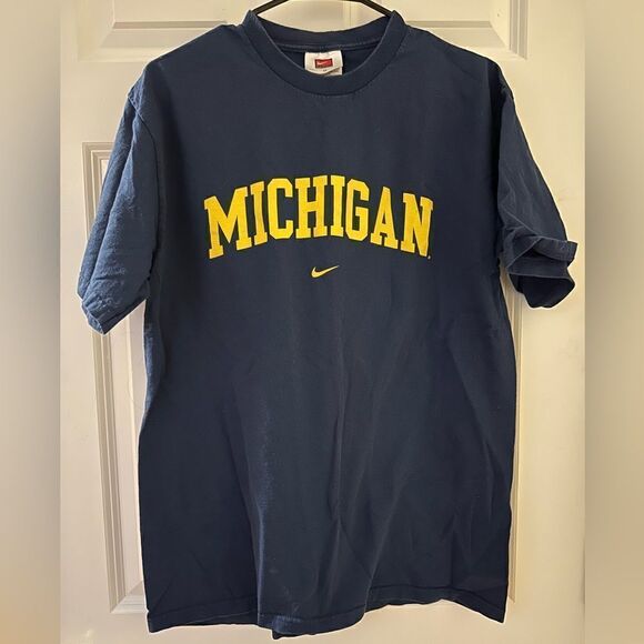 💥💥💥 5 for $10
(That’s $2 per item!! Just add to bundle and send the offer.) - Picture 1 of 3